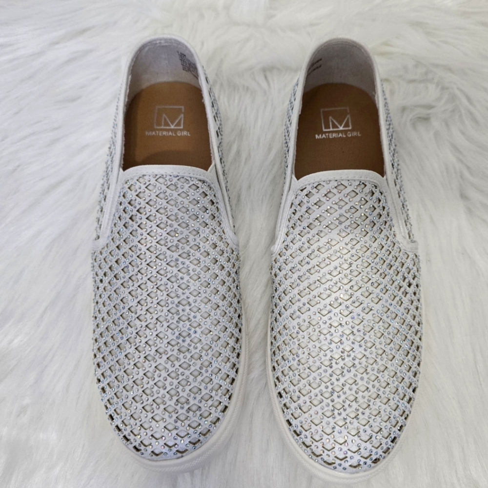 Material Girl Women's Meidyth Low Top Slip On Fashion Sneakers